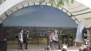 Моноспектакль по рассказу Валентина Распутина "Что передать вороне?" (А. Винокуров, С. Фуколов)