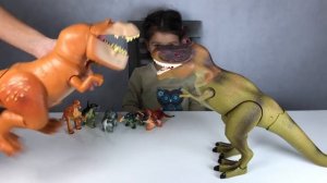 Review the battle игрушки Динозавры.Обзор игры Toys Good dinosaurs jurassic world tournament битва