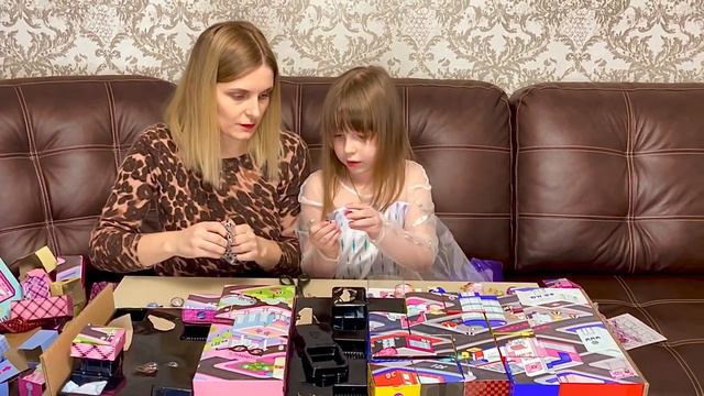 РАСПАКОВКА кукол LOL Surprise смотреть онлайн