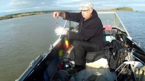 ОСЕННЯЯ РЫБАЛКА С ЛОДКИ НА НАЛИМА