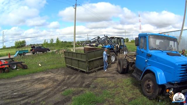 Кузов у ЗИЛ-45065 "устал" - демонтируем! Почему не закрывается дверь на ДОН-1500Б?! :-) смотреть онлайн