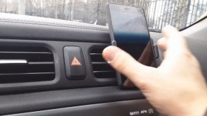 Крепление держатель для смартфона в автомобиль