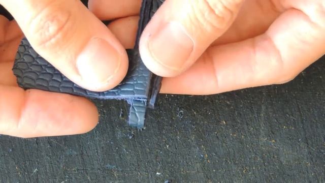Как сделать кожаную кисточку из мелких обрезков.