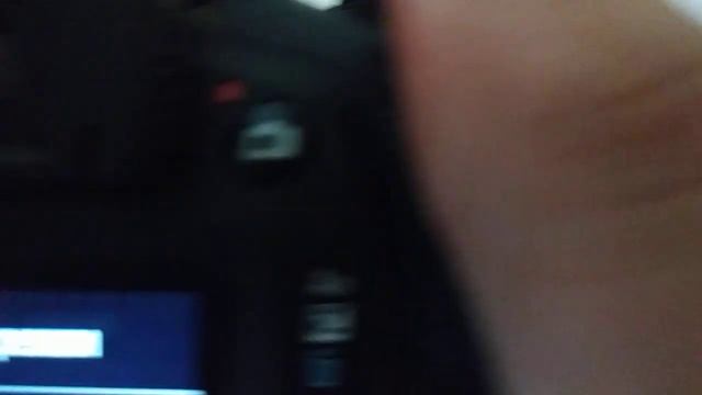 Не работает автофокус в Canon EOS 1300D смотреть онлайн