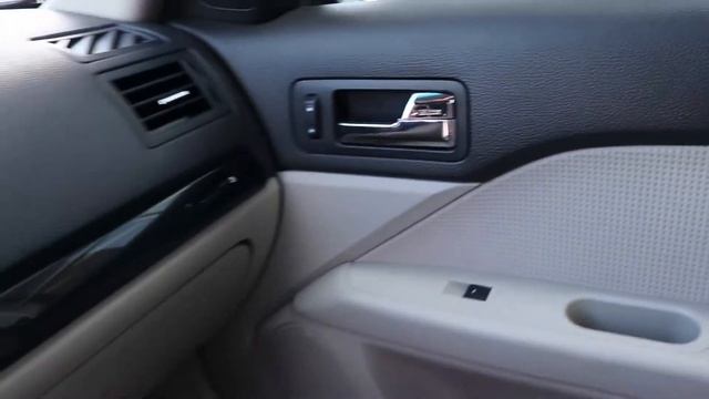 2006 Ford Fusion Sel //VIN: 3FAFP08106R121466 // Stock#: U0437B смотреть онлайн