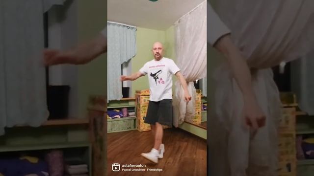 SHUFFLE DANCE TUTORIAL ОБУЧЕНИЕ ТАНЦАМ ДЛЯ НАЧИНАЮЩИХ ИЗ ТИК ТОК ТРЕНДОВ 2021.