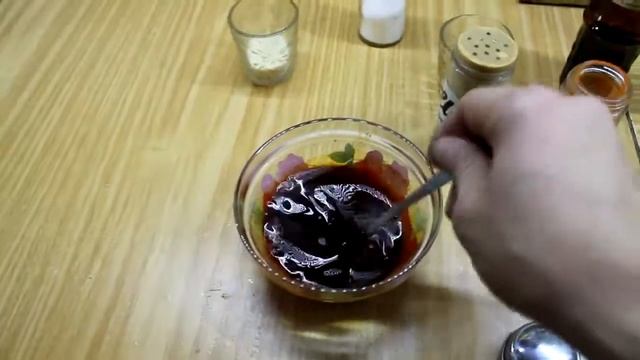 Куриная голень с кунжутом