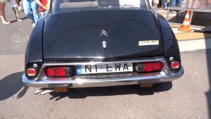 Знаменитый Citroën DS 21 Фантомаса в Калининграде
