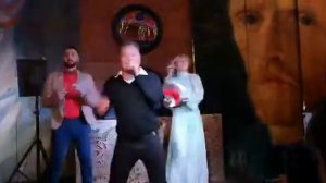 Саша Попов "Нам будет весело Мы начинаем танцевать"