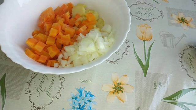 Салат за 5 минут со свёклы. Очень вкусно! Винегрет. Оңай салат. Полезный салат. смотреть онлайн