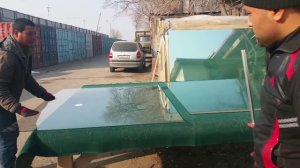 учитесь резать стекло у таджиков)