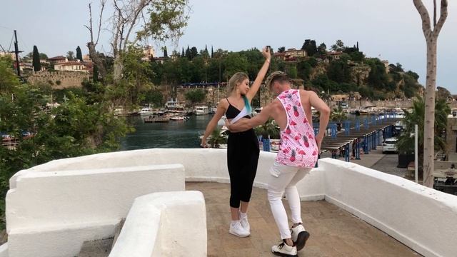 Bachata Antalya - Aleksandr Karlov y Rita смотреть онлайн