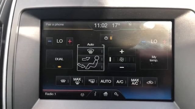 2015 Ford S Max Titanium In Metallic Blue смотреть онлайн