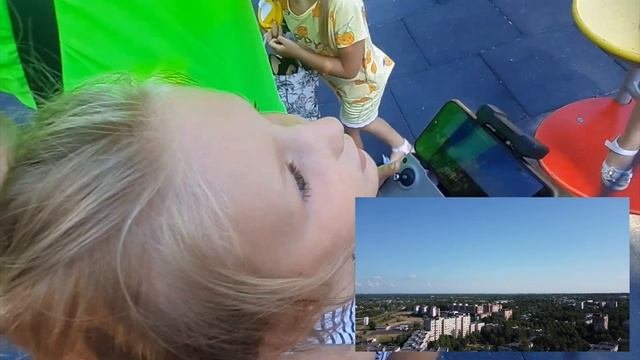 сложно ли управлять квадрокоптером