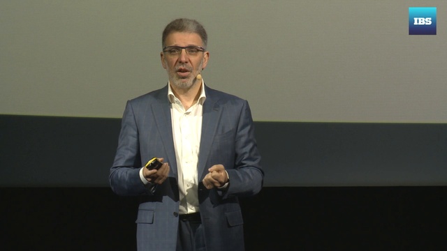 Цифровая трансформация и возможности для традиционных ИТ-компаний. Сергей Мацоцкий на Avaya (2017) смотреть онлайн