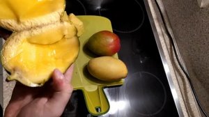 Сравниваю 4 сорта манго по вкусу. Какое манго вкуснее (Эдвард, Кент, Перу или Желтое)?