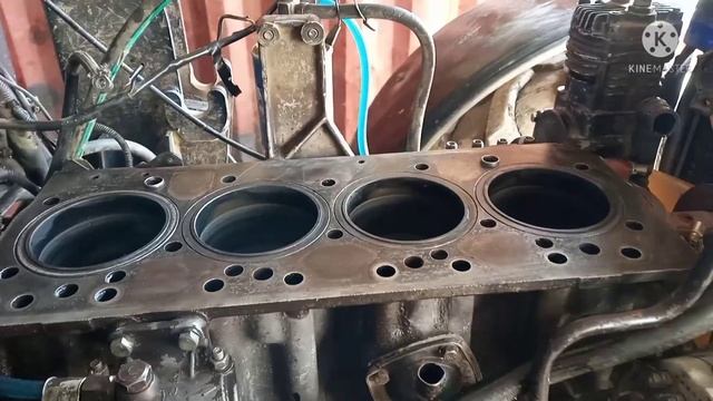 МТЗ 82.1 турбо. Опять прогорела прокладка под головкой блока цилиндров нашёл металлическую. смотреть онлайн