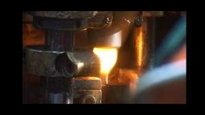 How engine valve are made