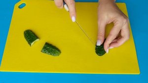 Салат "Бюджетный" из Советского прошлого из 2 ингредиентов на Новый Год, праздничный стол. Рецепт