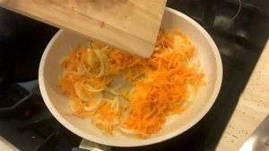 Простой рецепт: Свинина с макаронами