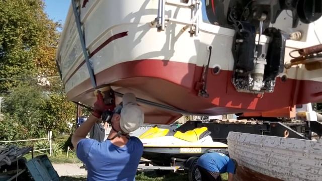 НЕОБРАСТАЙКА  ПОКРАСКА КАТЕРА смотреть онлайн