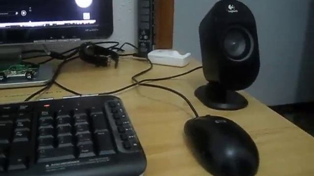 logitech x210