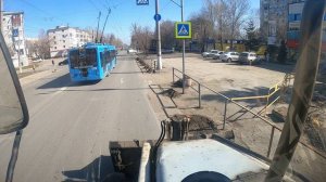 Ремонт отменяется едем работать.Прибордюрка продолжается. Грузим ветки в поселке.