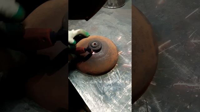 Плазморез со встроенным компрессором. Плазменный резак в деле. #резкаметалла