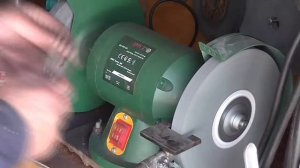 Как сделать оригинальный токарный резец по дереву из метчика.