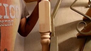 ПЕРИЛА СКРИПЯТ.СТУПЕНЬКИ СКРИПЯТ))