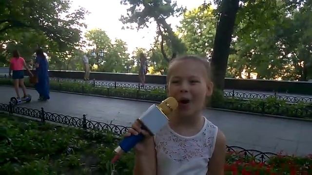 "А я не хочу четыре стены, пол, потолок" Алла Мордванюк смотреть онлайн