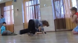 Брейк данс Дети танцуют Break Dance Кто как может