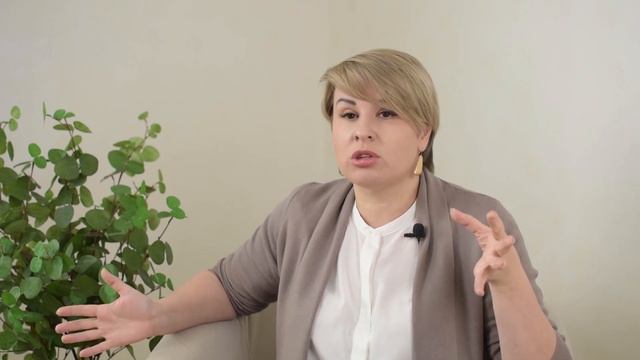 САЛЬЕ • Нужно ли избавляться от старых вещей? смотреть онлайн