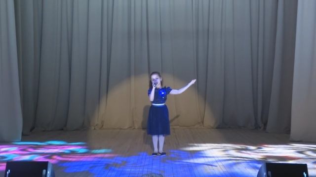 "Прадедушка".wmv
Ксения Марчук, ученица 1 класса МБОУ "Средняя общеобразовательная школа с. Амурзет"