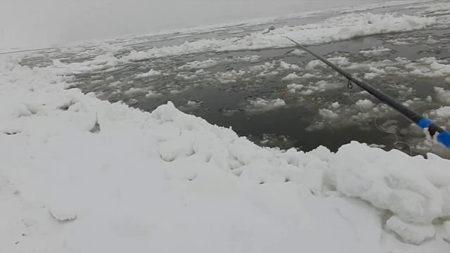 Рыбалка на забереги Енисея , ловим хариуса ??????
