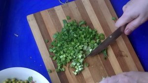 Сытный постный салат