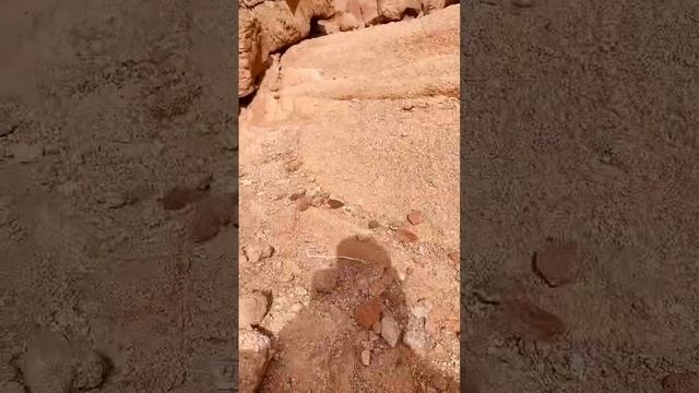 Split Rock of Moses (in Tabuk Province, KSA) смотреть онлайн