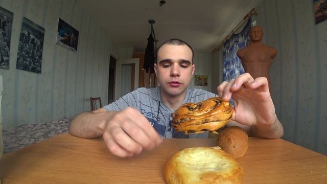 МУКБАНГ АСМР ВЫПЕЧКА - ВАТРУШКИ, БУЛОЧКИ /и КЕФИР / УЖИН / ОБЖОР / ЕДА / EATING ASMR Mukbang