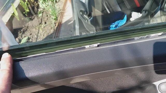 Разобрать заднюю дверь и как достать стекло Opel Meriva,опель мерива 2004г.в на вёслах!