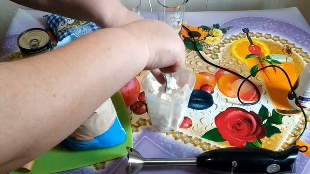 Коктейль молочный ,,Улыбка" (Киви и мандарин) смотреть онлайн