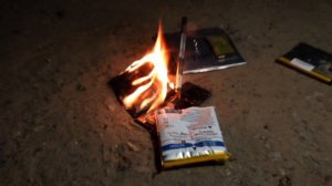 БАТАРЕЯ Xiaomi ВЗОРВАЛАСЬ ПОСЛЕ ПРОКОЛА ЛОПАТКОЙ