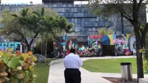 Самый колоритный район граффити в Майами Wynwood Walls. Бывший криминальный район Майами