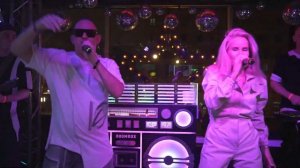 Южный и Яна Valevich - Live Perfomance