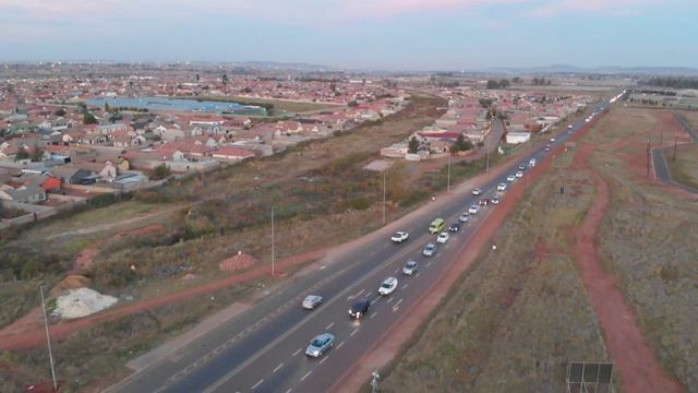Engen Garage Protea Glen Drone Footage смотреть онлайн