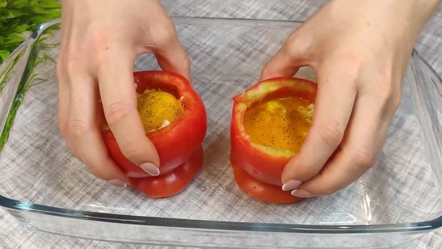 Egg in a tomato - Simple and delicious tomato and egg breakfast смотреть онлайн
