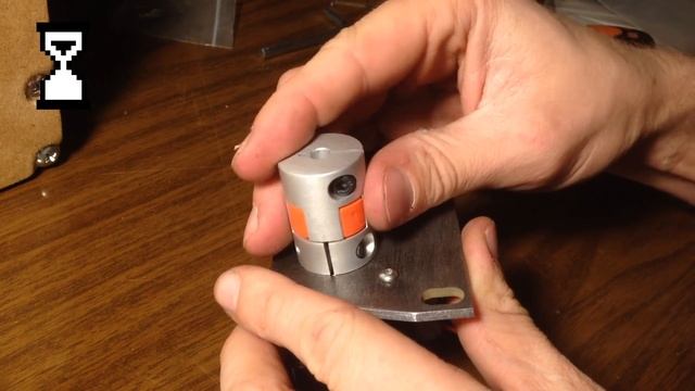 Простой настольный фрезерный станок с ЧПУ своими руками. Часть 1. A simple DIY desktop CNC machine.