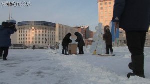 Якутск зимой как делают ледяные скульптуры