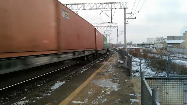 ВЛ80С-1939/1928Б с грузовым поездом смотреть онлайн