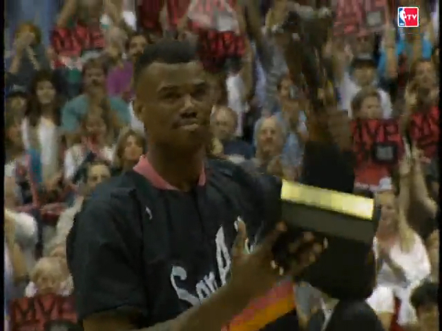 David Robinson wins the 1995 MVP смотреть онлайн