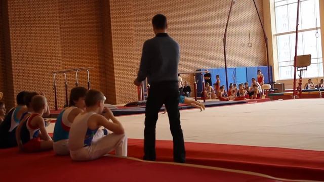 Первенство СПб по спортивной гимнастике 24.04.12 (юноши) смотреть онлайн